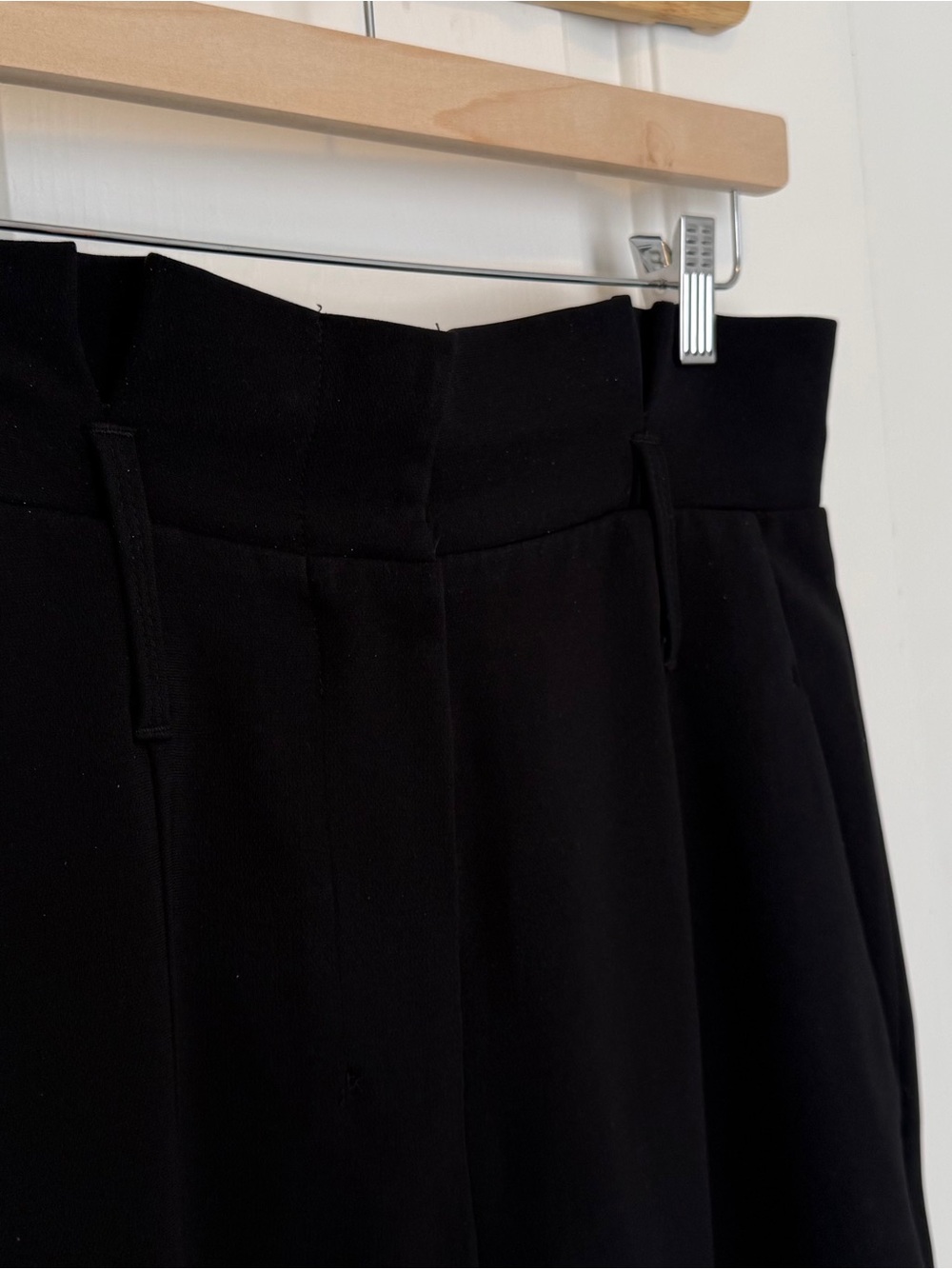 Aritzia Black High-Rise Wide-Leg Trousers - Picture 6 of 10